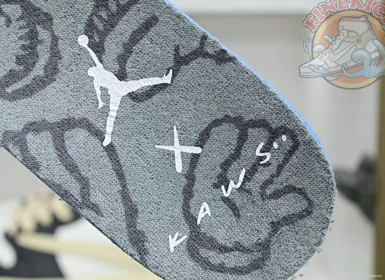 Jordan Jordan 4 retro Air kaws 0527